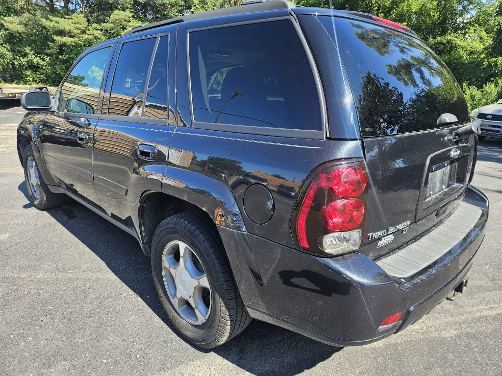 Used 2009 Chevrolet TrailBlazer LT w/ Sun And Sound Package AWD/4WD image 7