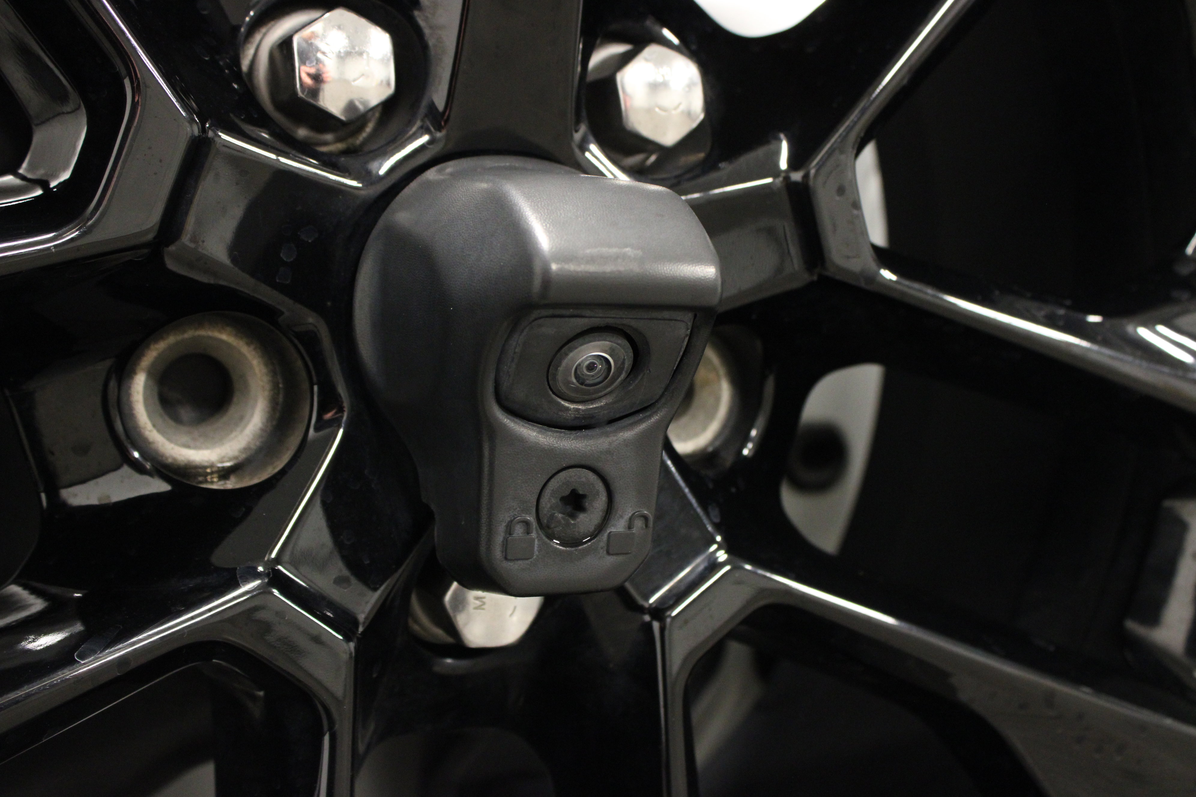 Used 2023 Jeep Wrangler Sahara image 12