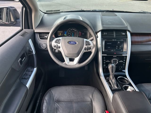 Used 2011 Ford Edge Limited w/ Driver Entry Pkg image 14