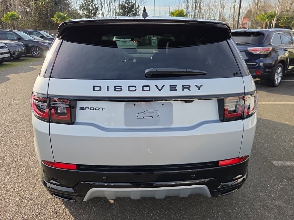 New 2026 Land Rover Discovery Sport Landmark image 6