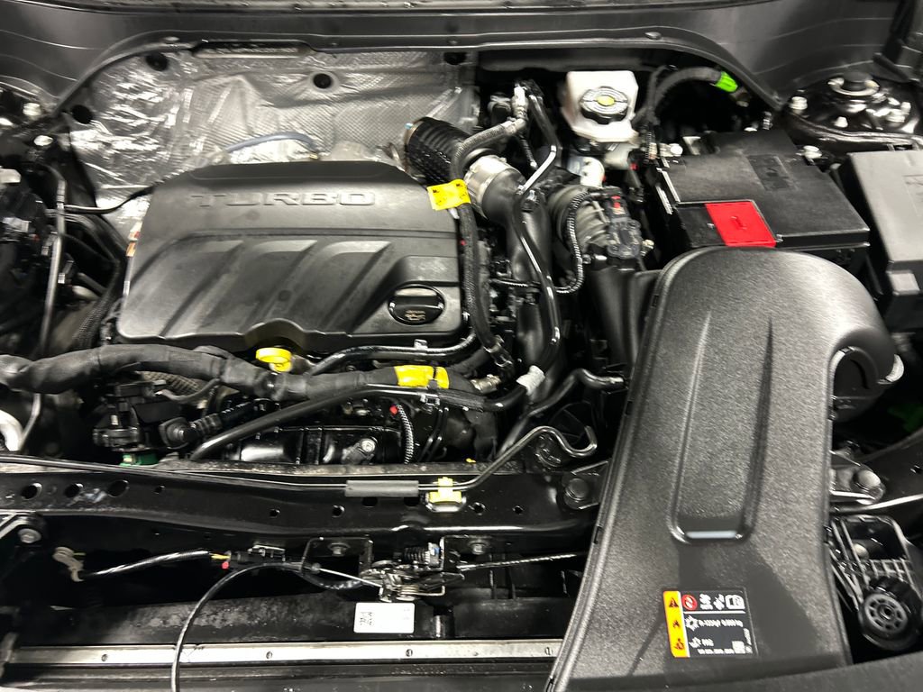 Used 2025 Chevrolet Trax LT w/ LT Convenience Package FWD image 26
