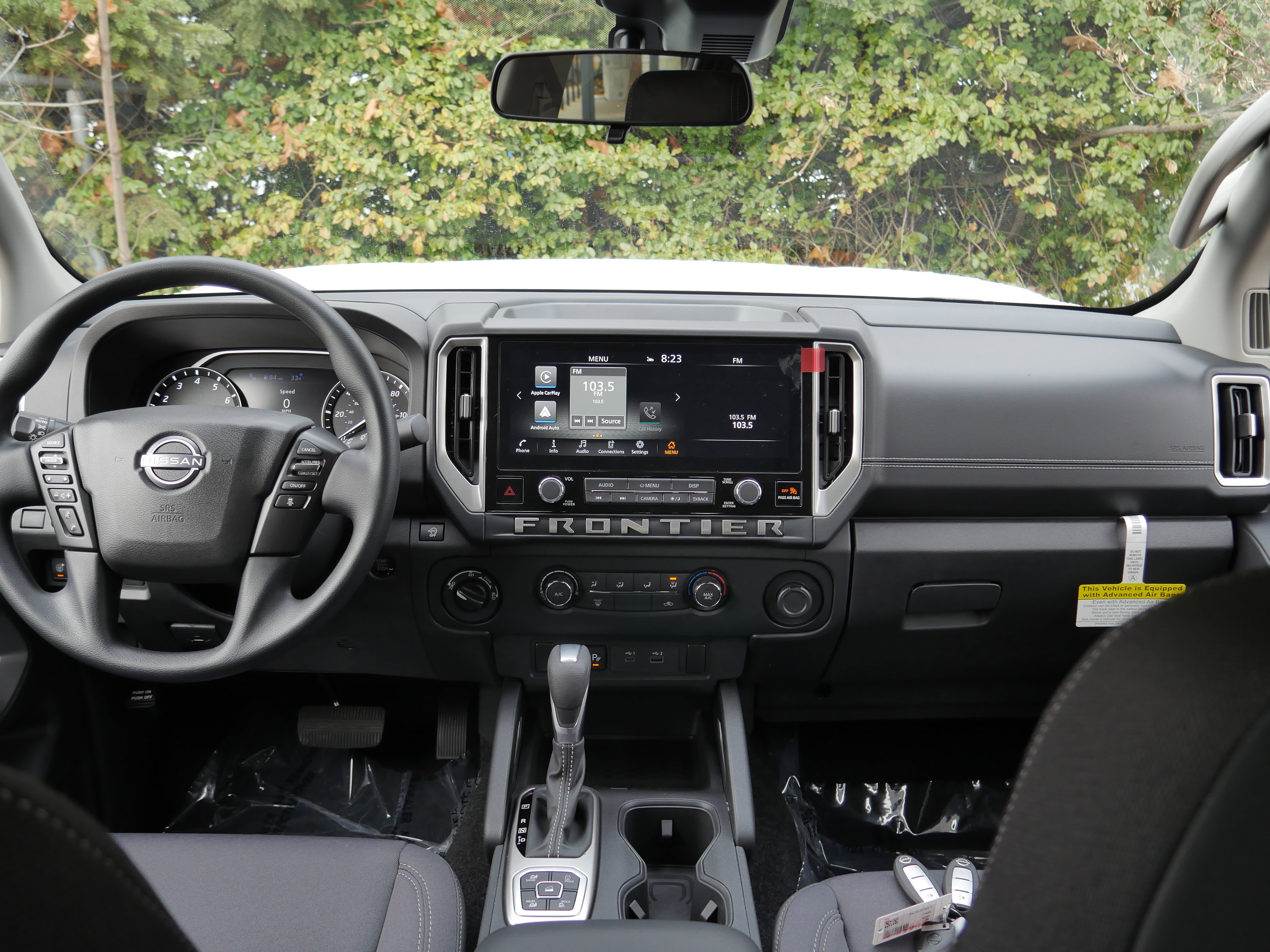 New 2026 Nissan Frontier SV w/ Tow Package AWD/4WD image 9