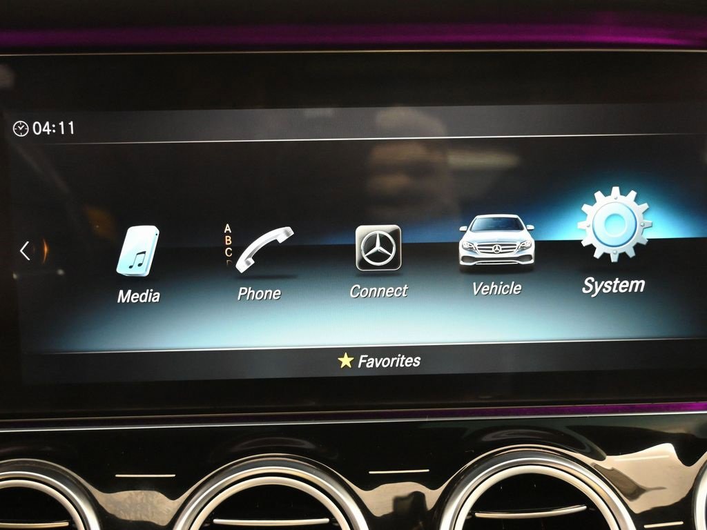 Used 2020 Mercedes-Benz E 350 4MATIC Sedan w/ Premium Package image 30