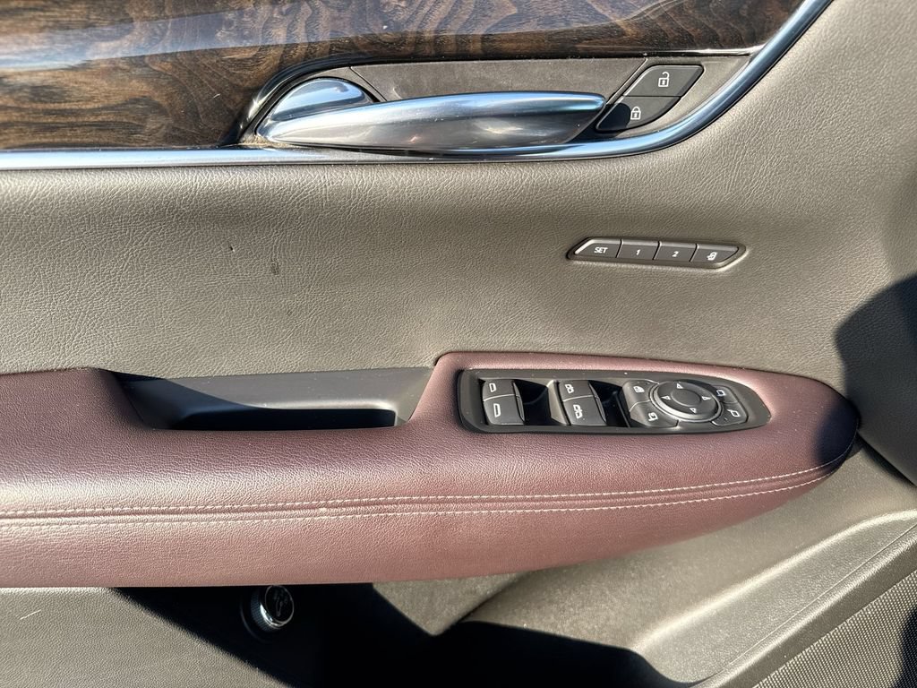 Used 2021 Cadillac XT6 Premium Luxury AWD/4WD image 13