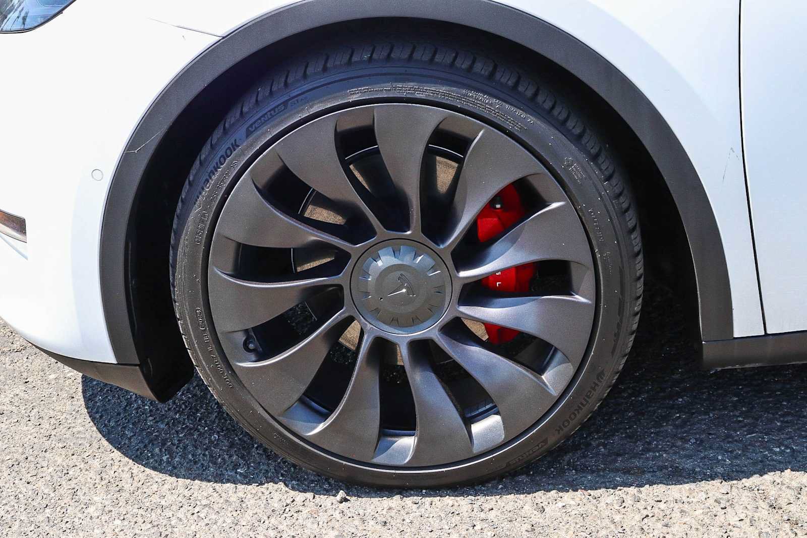 Used 2021 Tesla Model Y Performance AWD/4WD image 14
