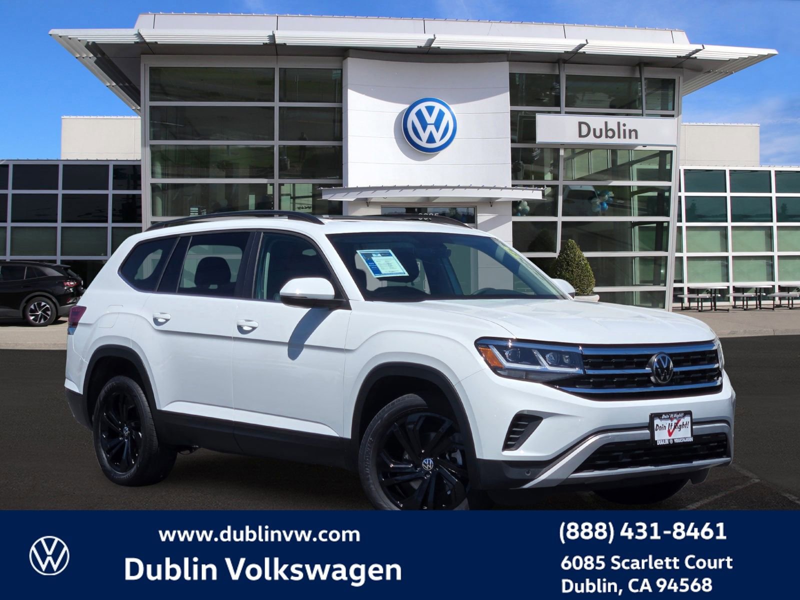 Used 2023 Volkswagen Atlas SE w/ Panoramic Sunroof Package FWD image 1