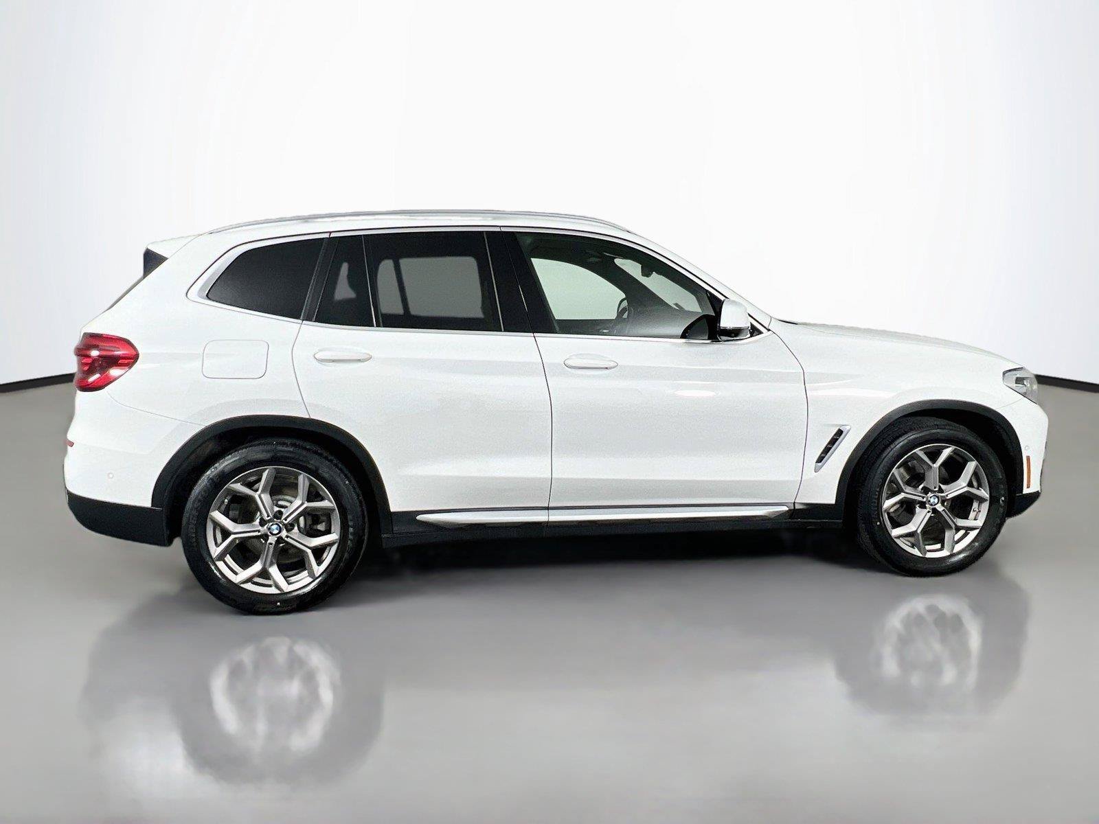 Used 2021 BMW X3 xDrive30i w/ Premium Package AWD/4WD image 7