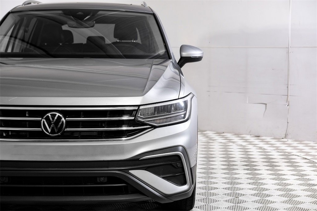 Used 2022 Volkswagen Tiguan SE image 52
