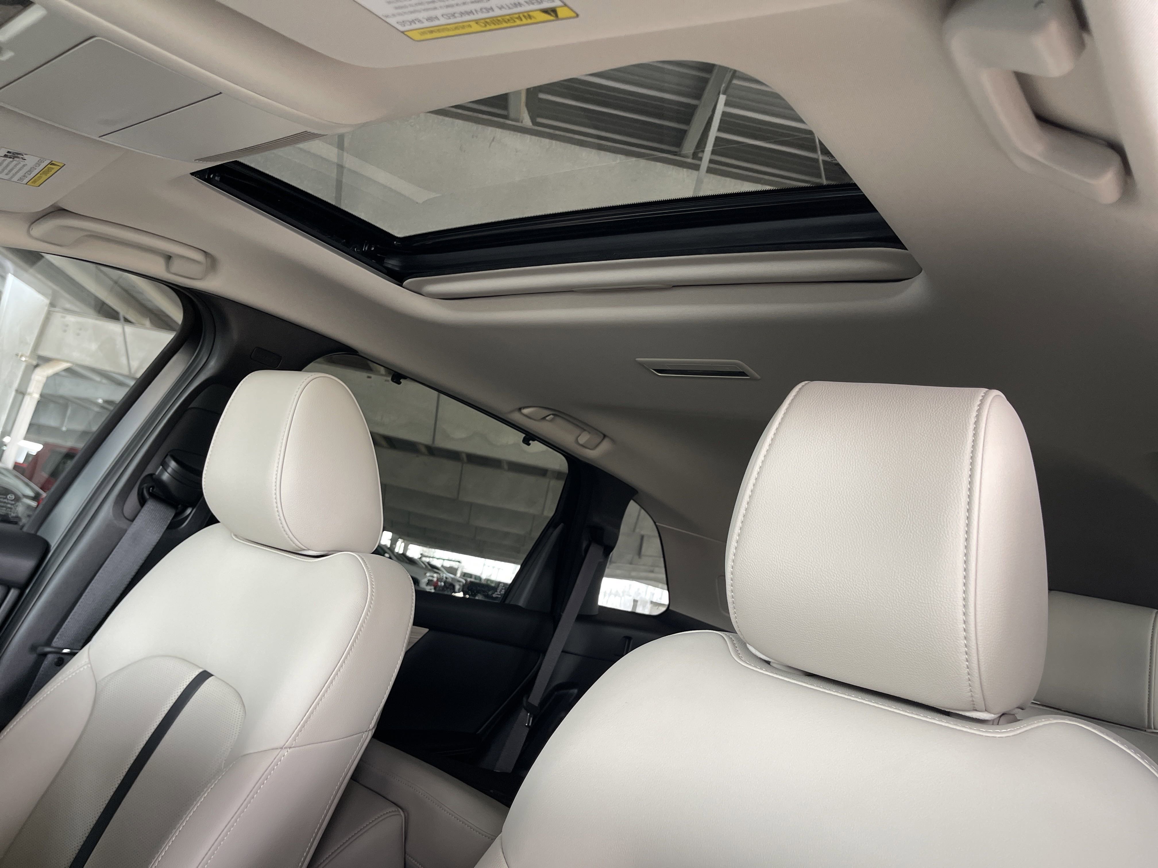 New 2025 MAZDA CX-90 Plug-In Hybrid w/ Preferred image 9