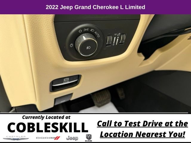 Used 2022 Jeep Grand Cherokee L Limited AWD/4WD image 19