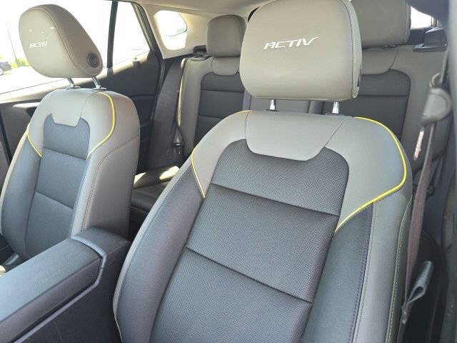 Certified 2025 Chevrolet Trax ACTIV w/ Driver Confidence Package FWD image 16