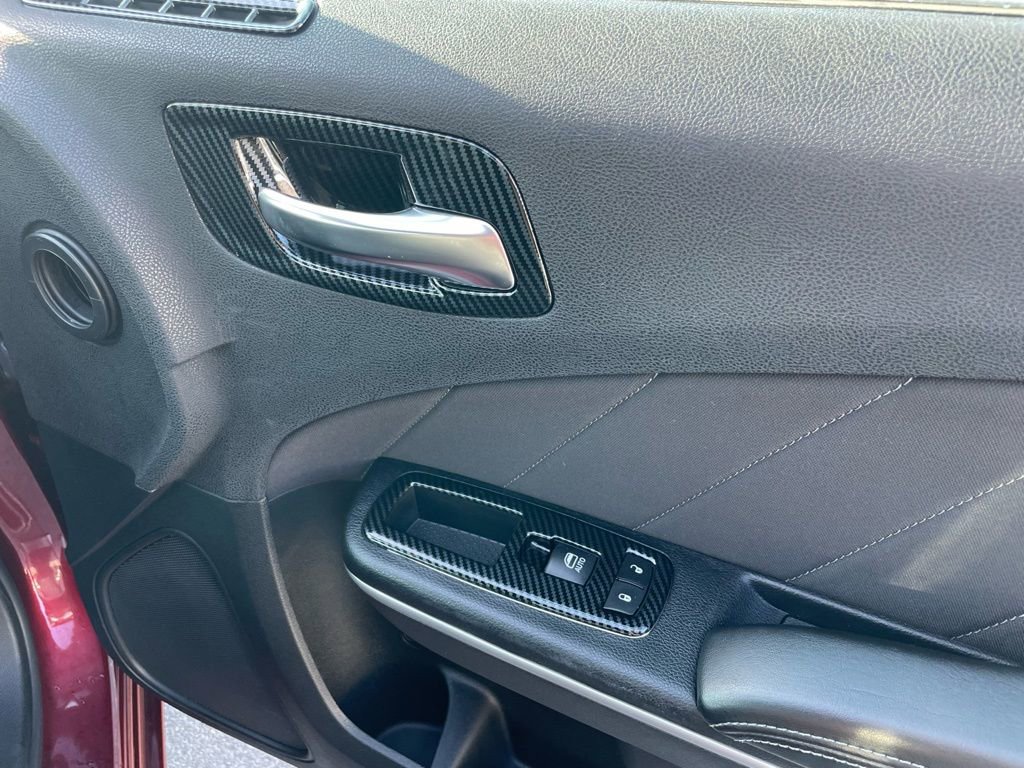 Used 2019 Dodge Charger SXT image 31