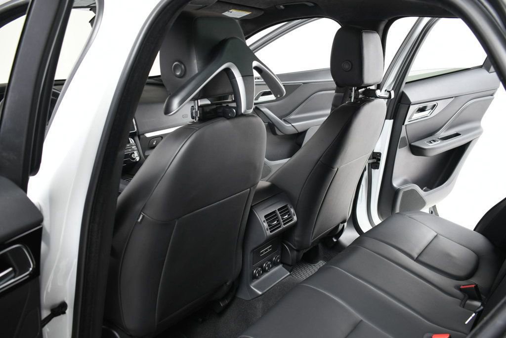 Used 2020 Jaguar F-PACE Premium AWD/4WD image 32