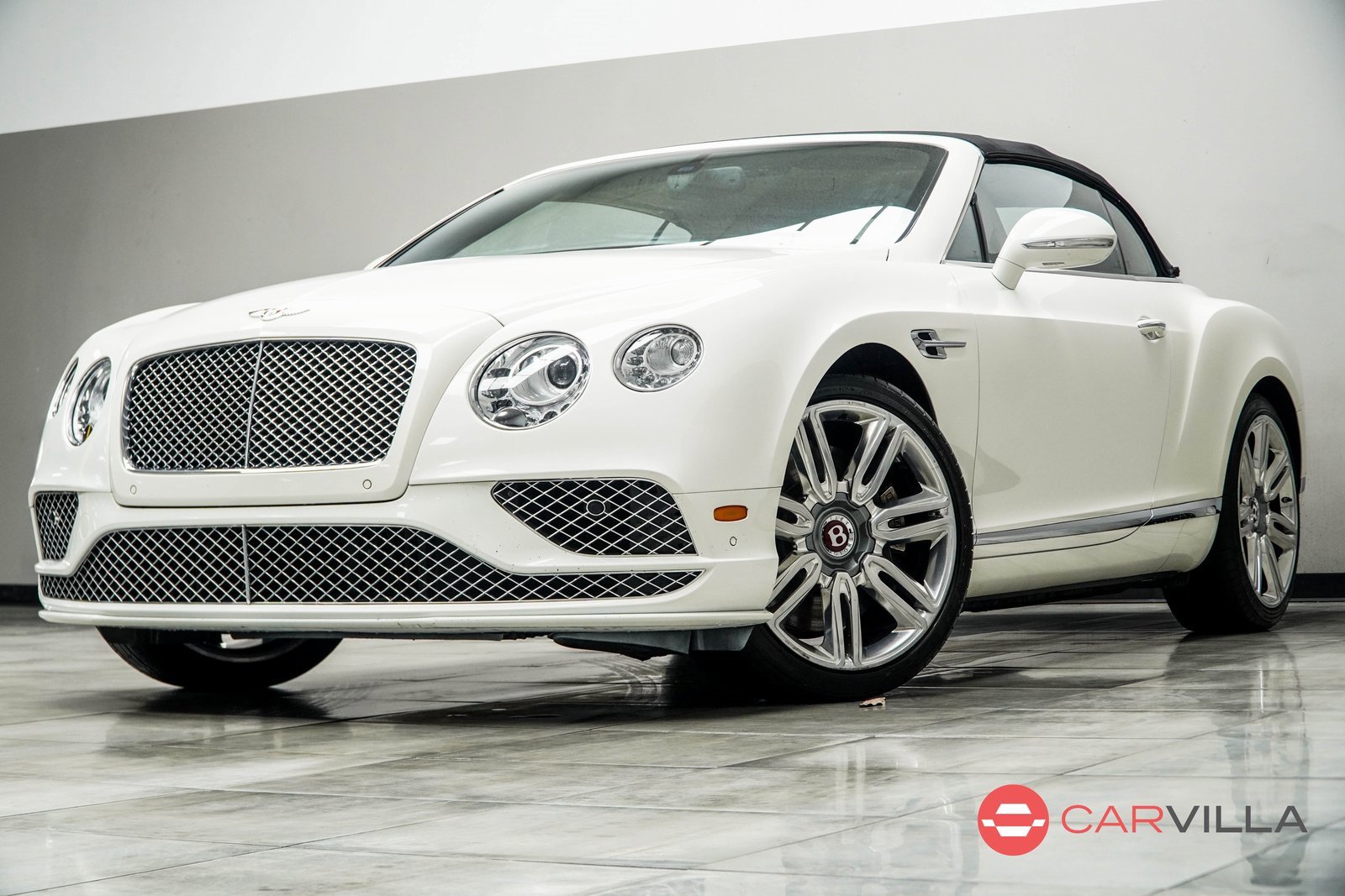 Used 2017 Bentley Continental GT image 2