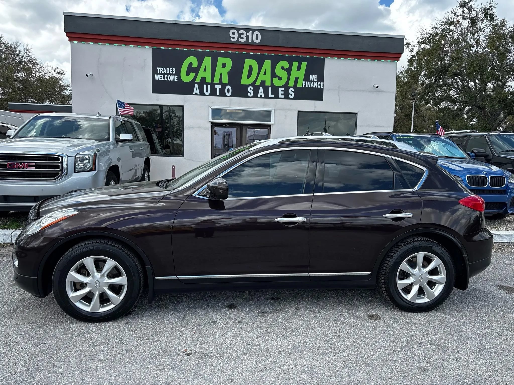 Used 2010 INFINITI EX35 Journey w/ Technology Pkg AWD/4WD image 16
