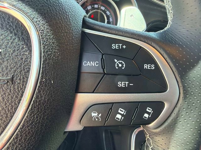 Used 2016 Dodge Challenger SRT w/ Technology Group image 15