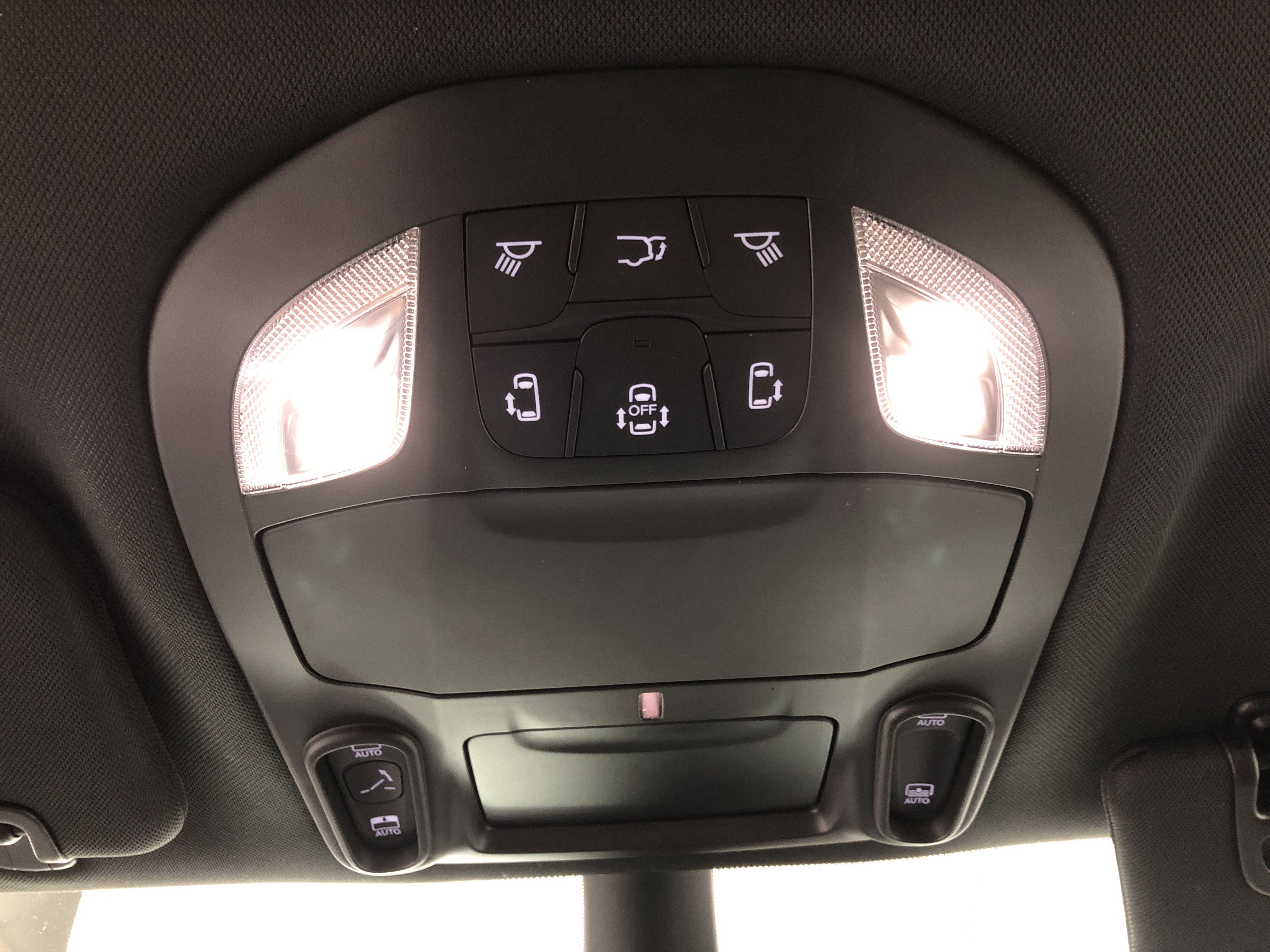 Certified 2024 Chrysler Pacifica Limited w/ S Appearance Package FWD image 23