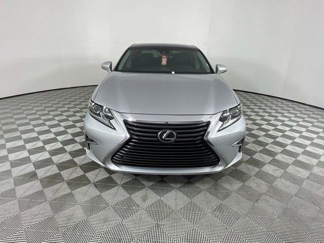 Used 2018 Lexus ES 350 w/ Navigation System Package image 5