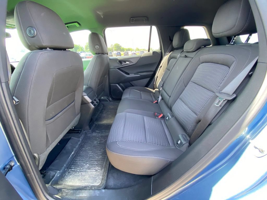 Used 2026 Chevrolet Equinox LT AWD/4WD image 22