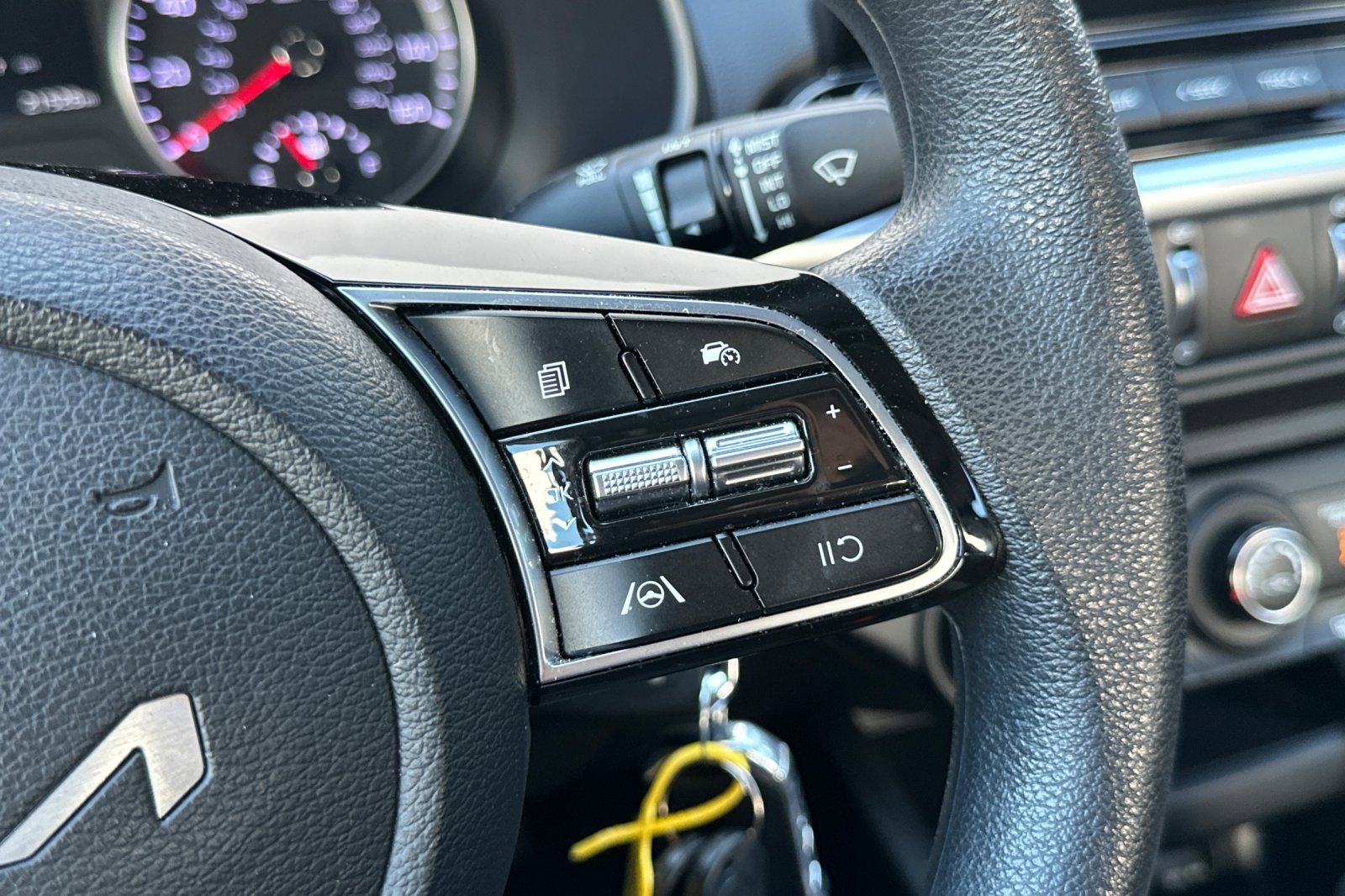 Used 2023 Kia Forte LXS w/ LXS Technology Package FWD image 34