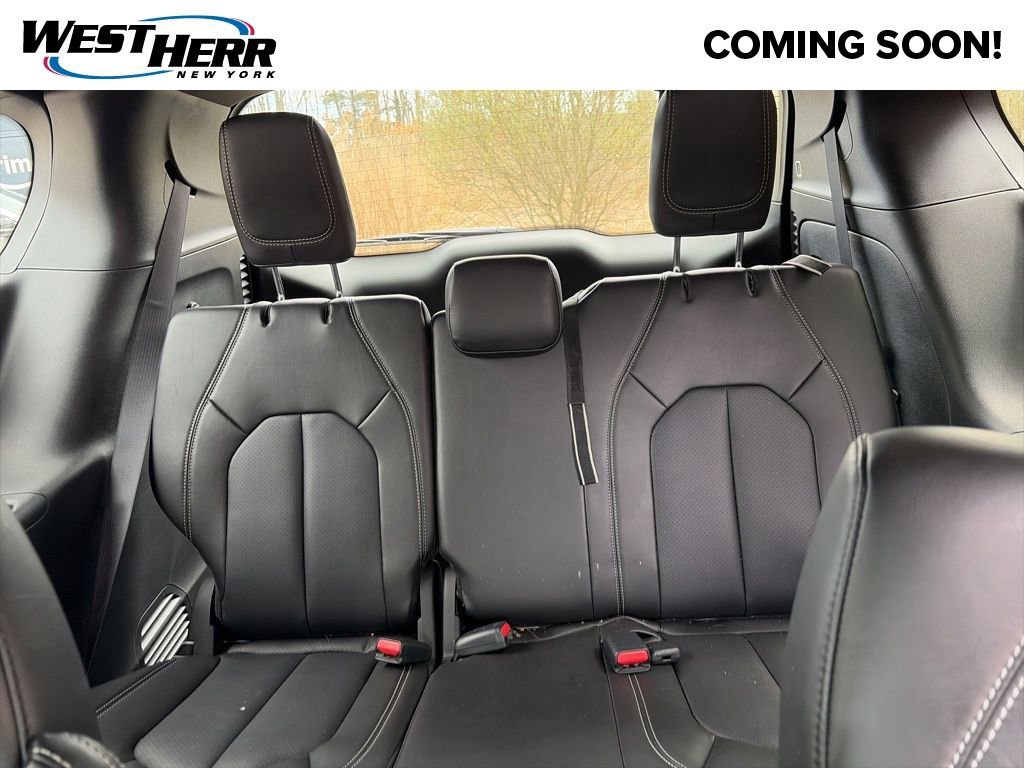 Used 2026 Chrysler Pacifica Select AWD/4WD image 7