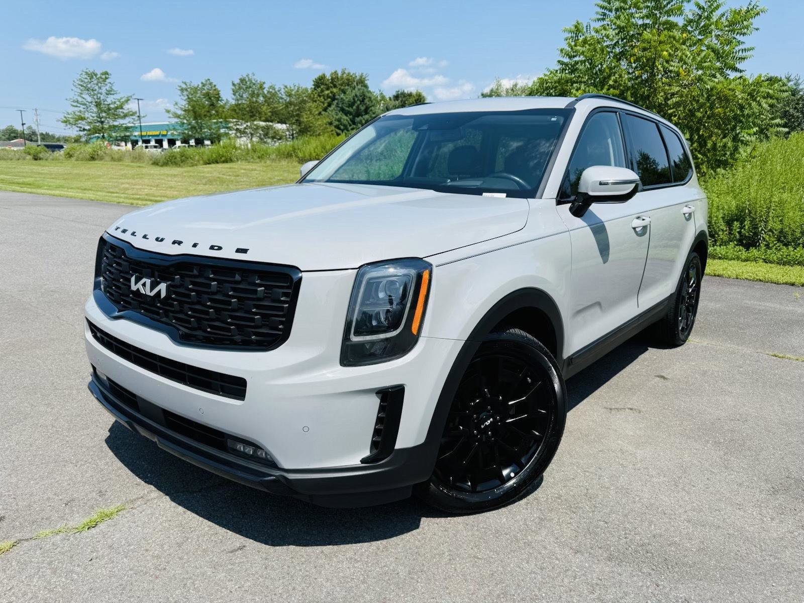Used 2022 Kia Telluride SX w/ SX Prestige Package image 1