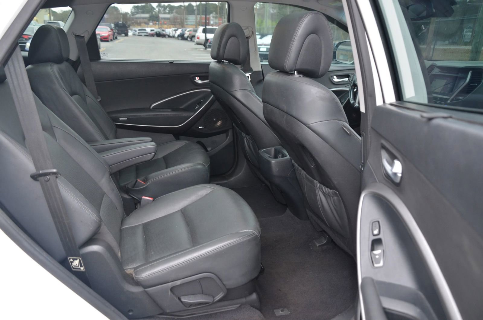 Used 2017 Hyundai Santa Fe Limited image 24