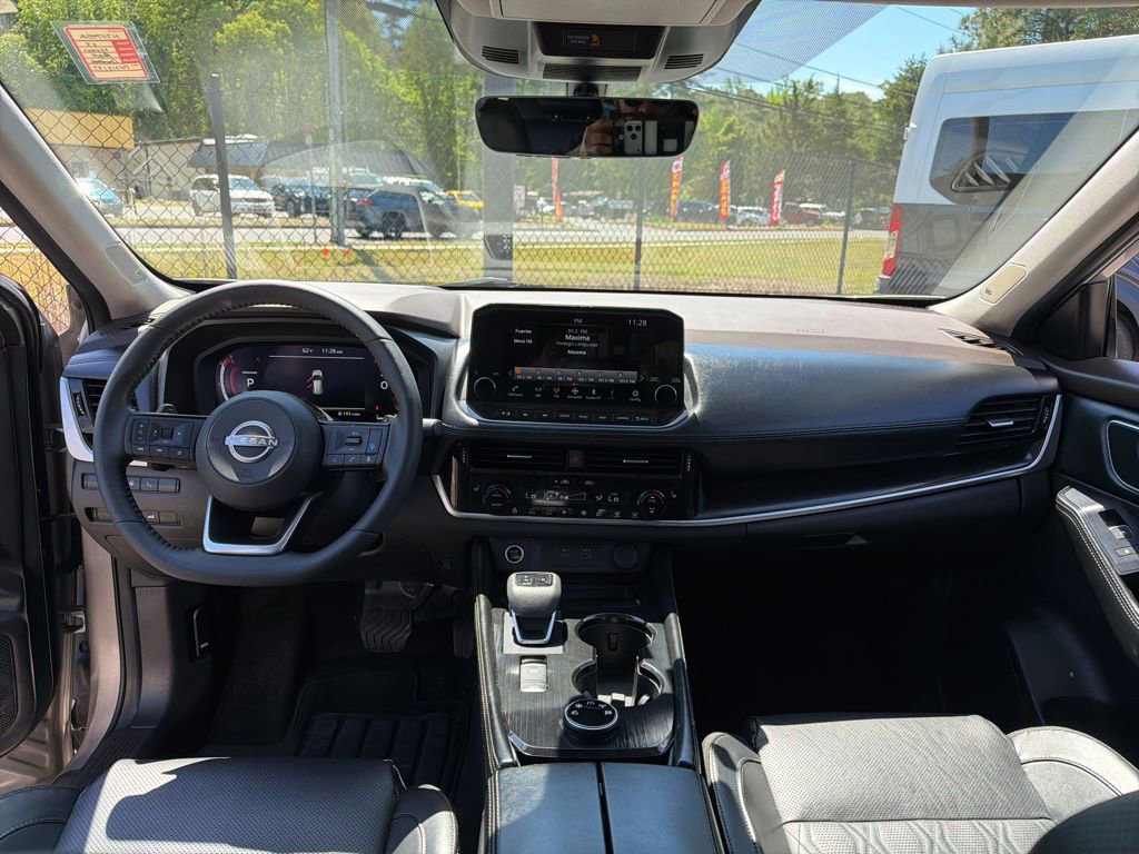 Certified 2023 Nissan Rogue Platinum w/ Platinum Premium Package AWD/4WD image 8