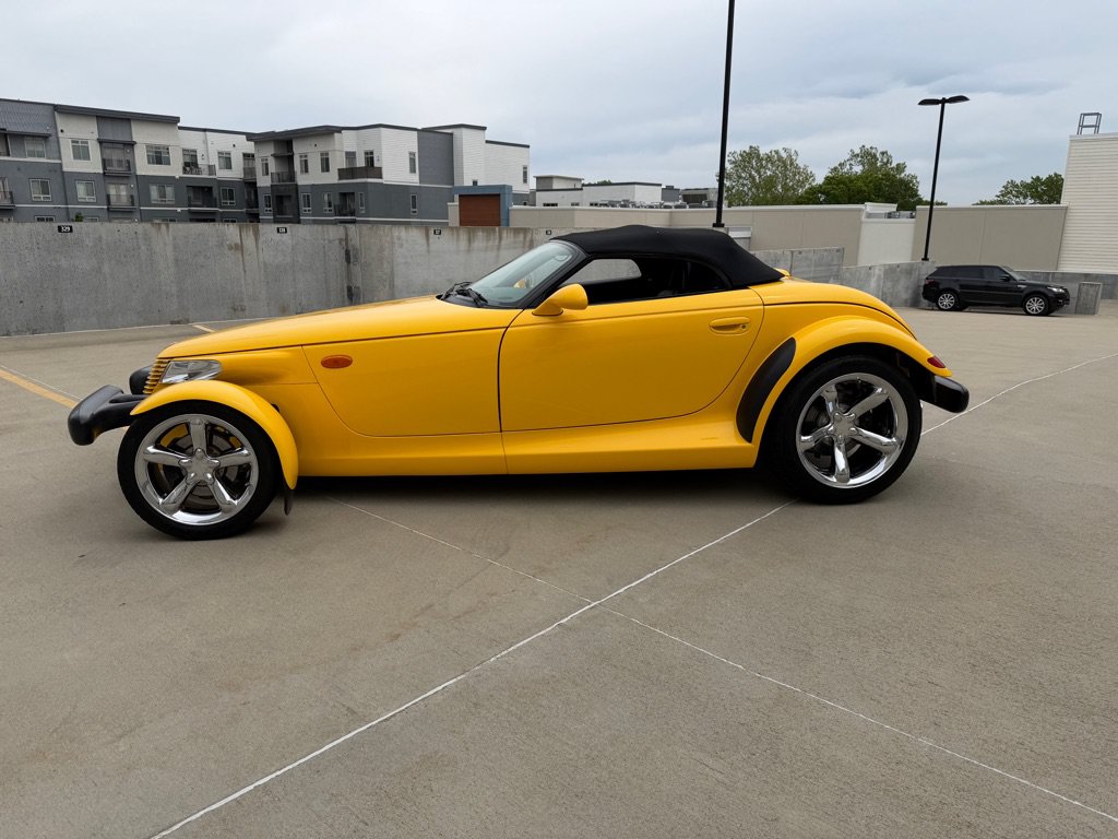 Used 2000 Plymouth Prowler RWD image 4