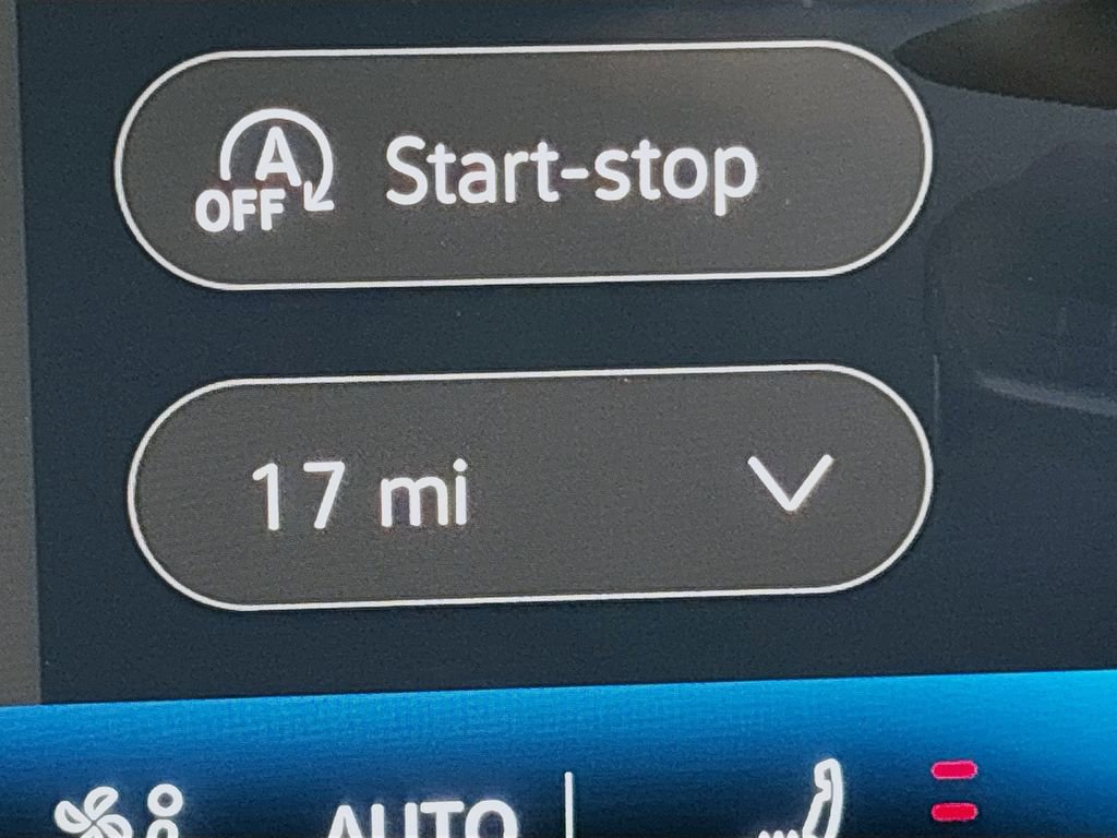 New 2025 Volkswagen Tiguan SE R-Line image 14