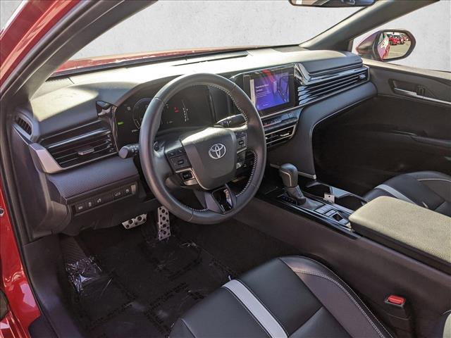 Used 2025 Toyota Camry SE image 10