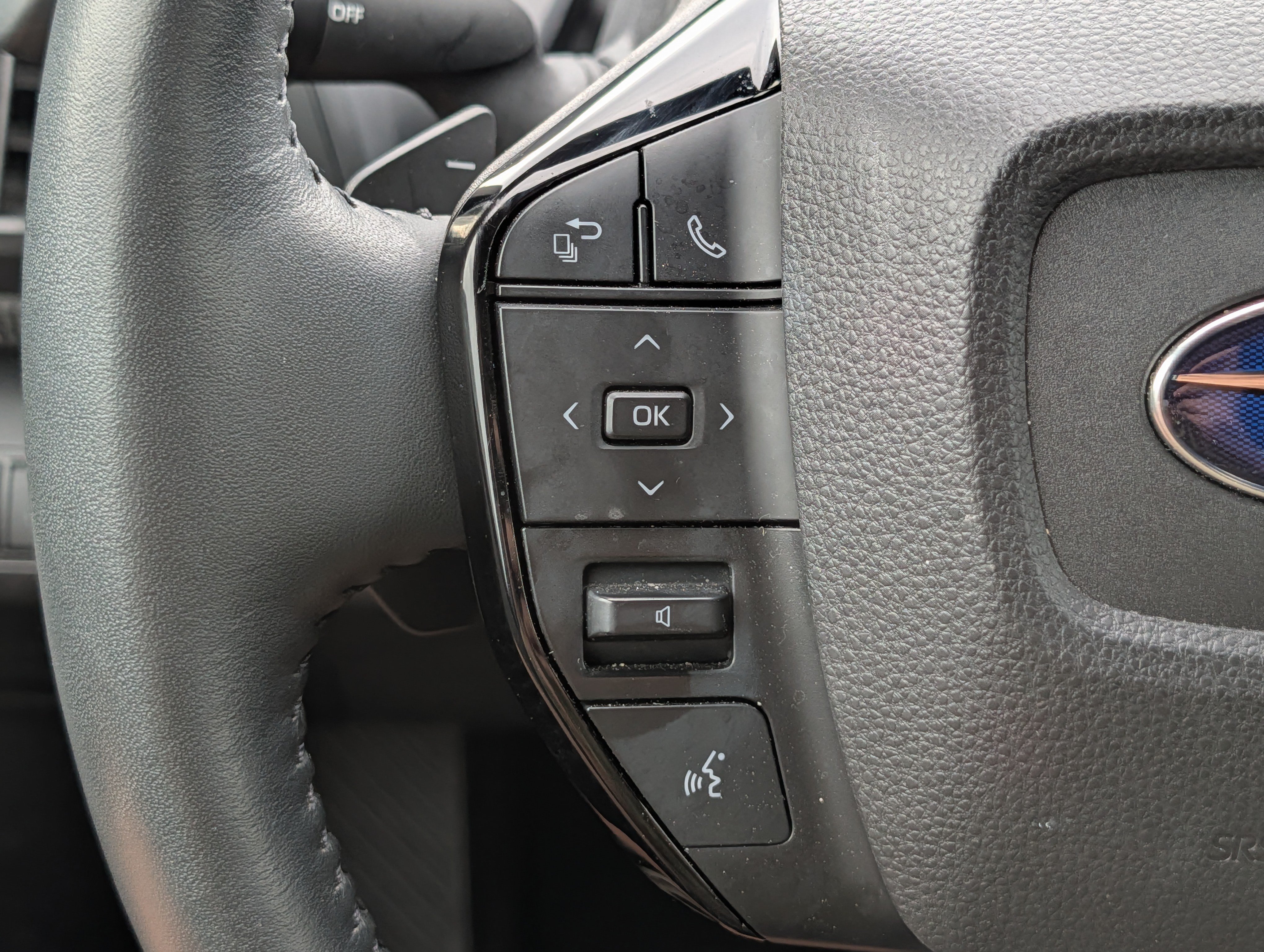 Used 2024 Subaru Solterra AWD/4WD image 31