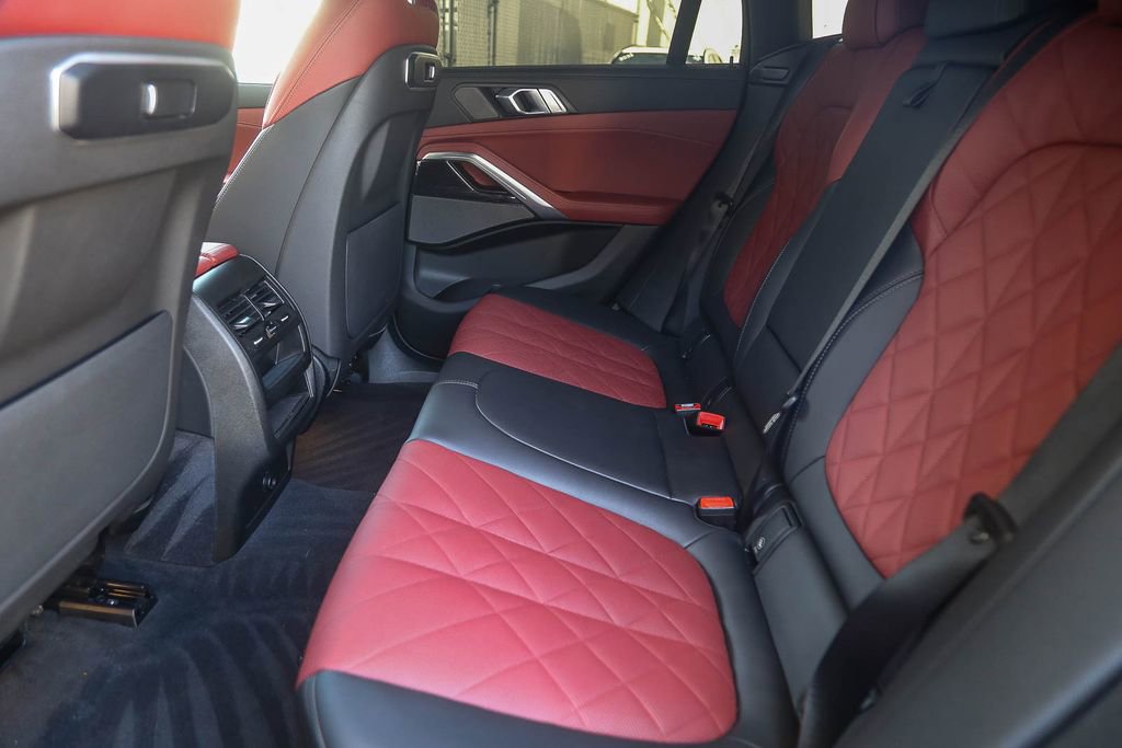 Certified 2026 BMW X6 xDrive40i AWD/4WD image 15