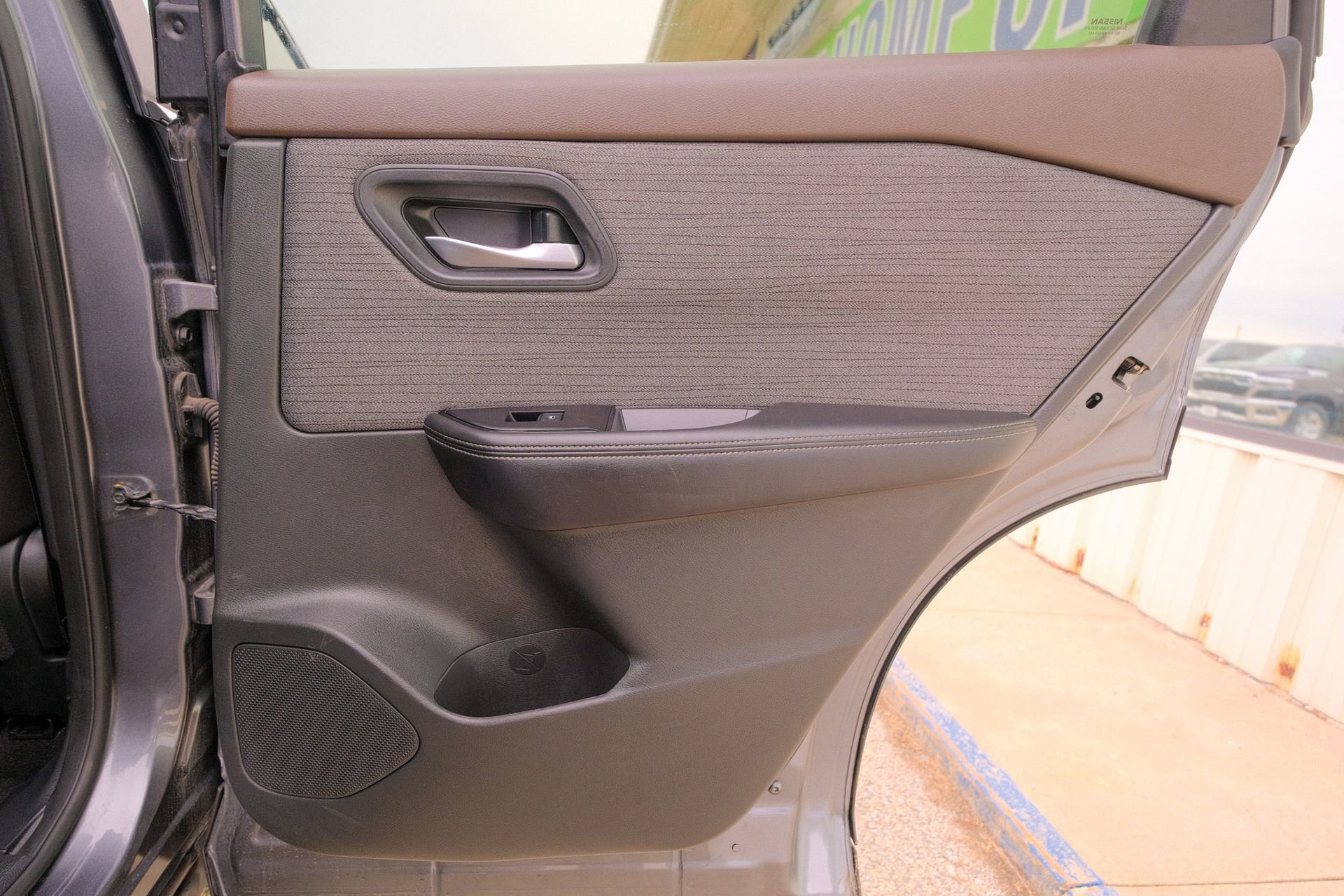 Used 2023 Nissan Rogue SV image 20