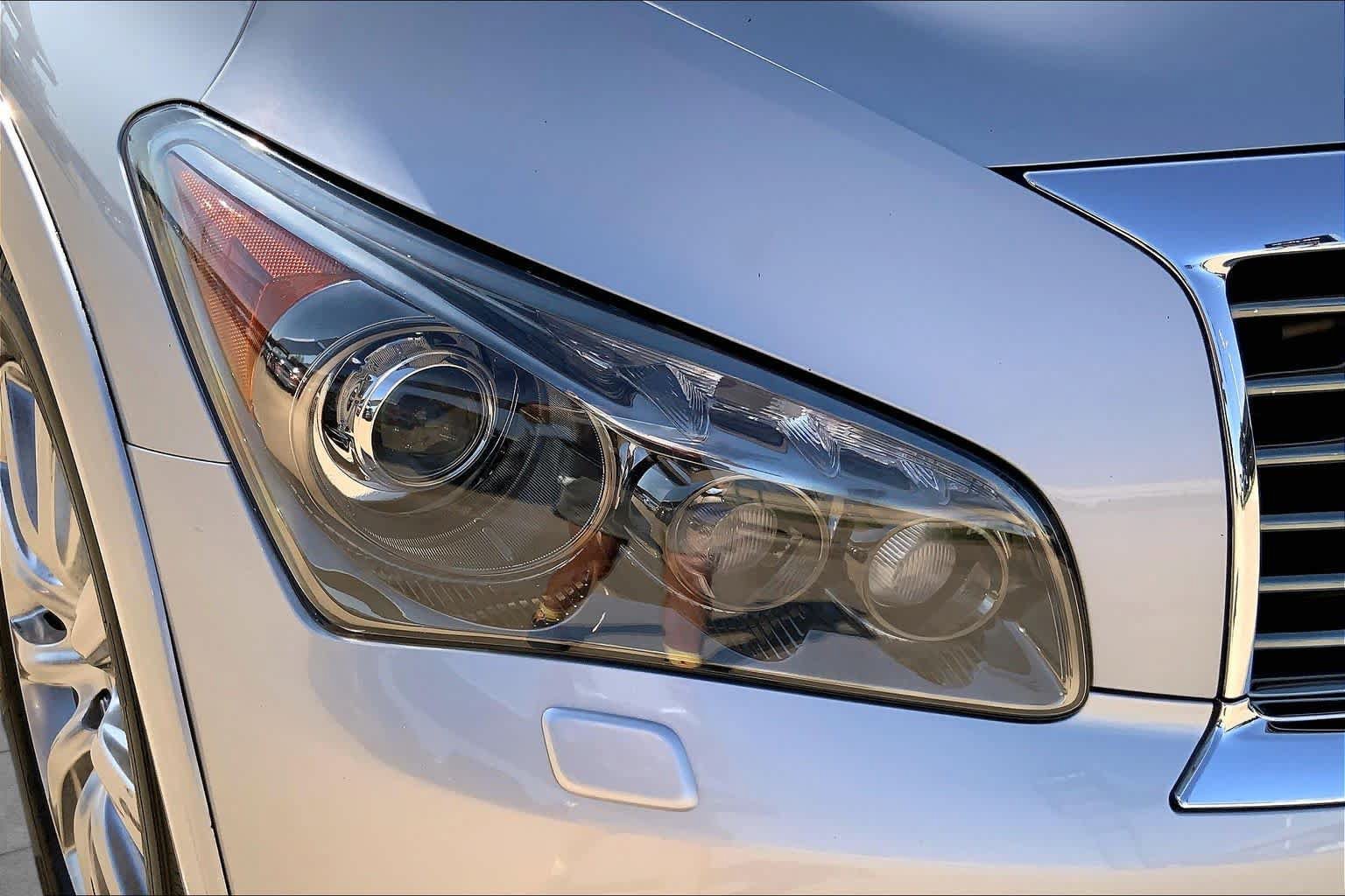 Used 2013 INFINITI QX56 4WD w/ Deluxe Touring Pkg image 27