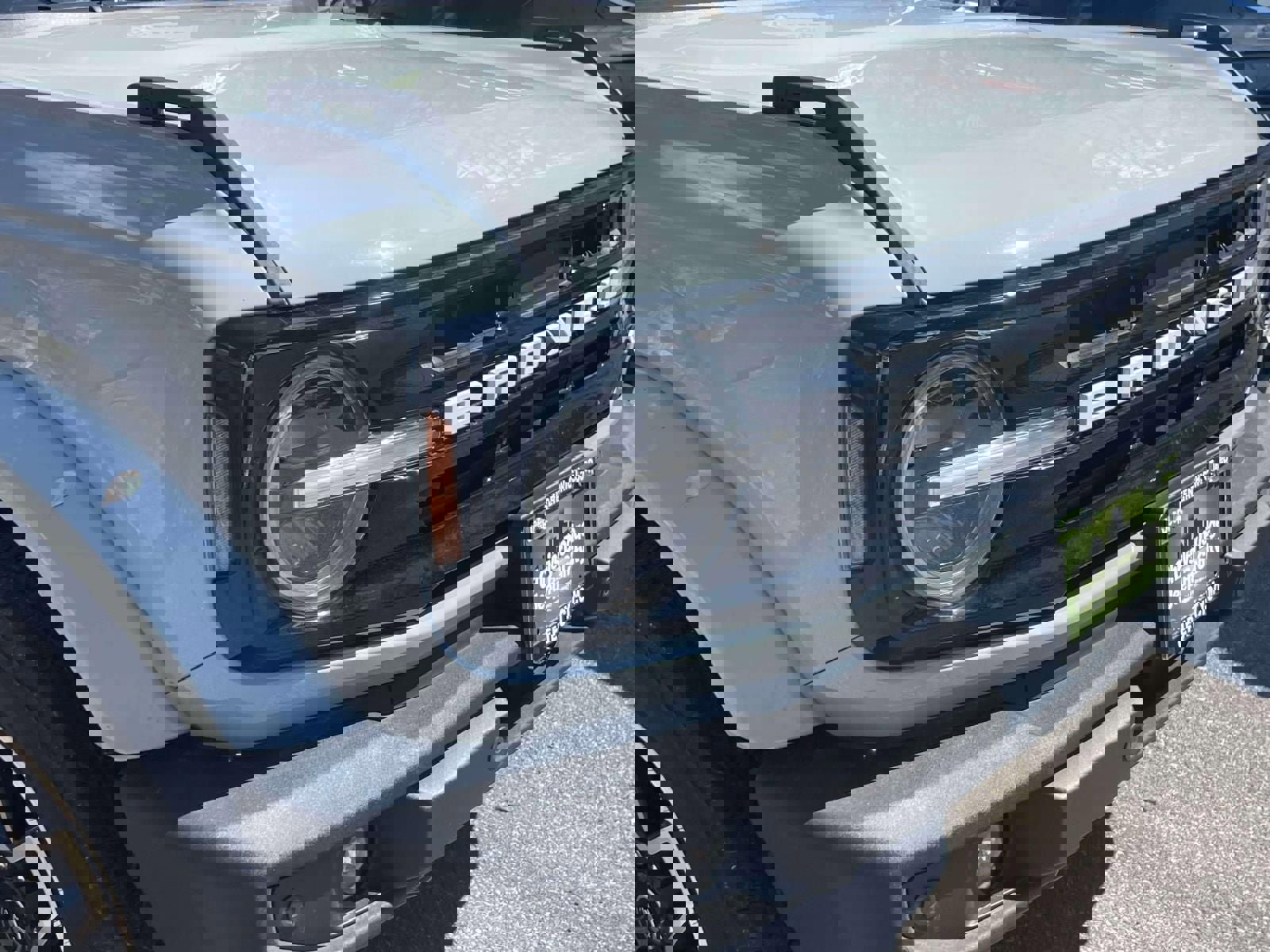 Used 2022 Ford Bronco Outer Banks image 9