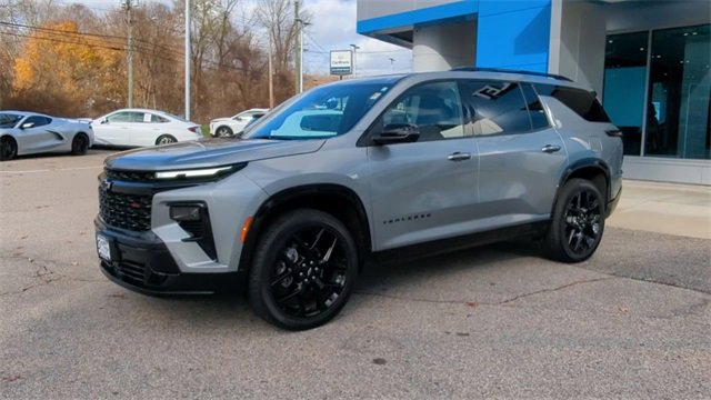 Certified 2024 Chevrolet Traverse RS w/ LPO, Floor Liner Package image 4