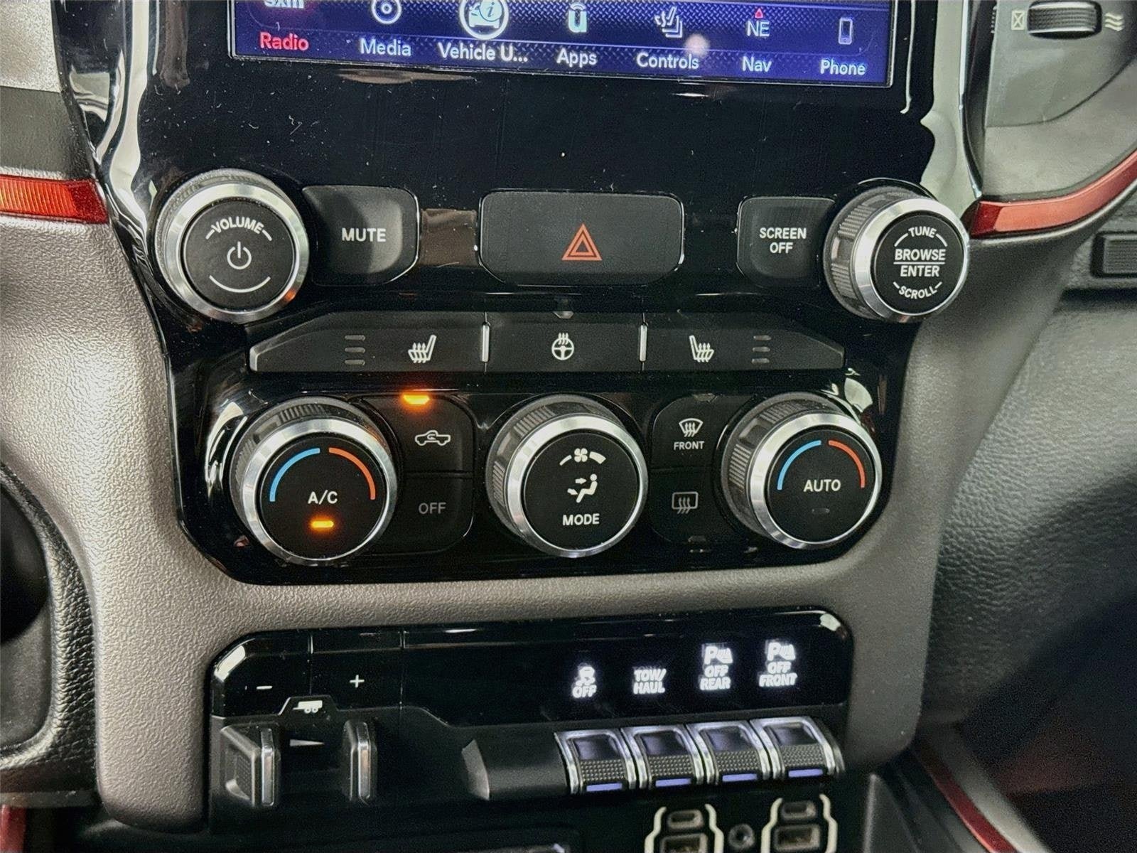 Used 2019 RAM 1500 Rebel w/ Rebel Level 2 Equipment Group AWD/4WD image 18