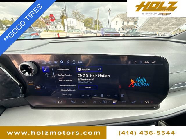 Certified 2025 Chevrolet Traverse LT w/ Midnight/Sport Edition AWD/4WD image 13