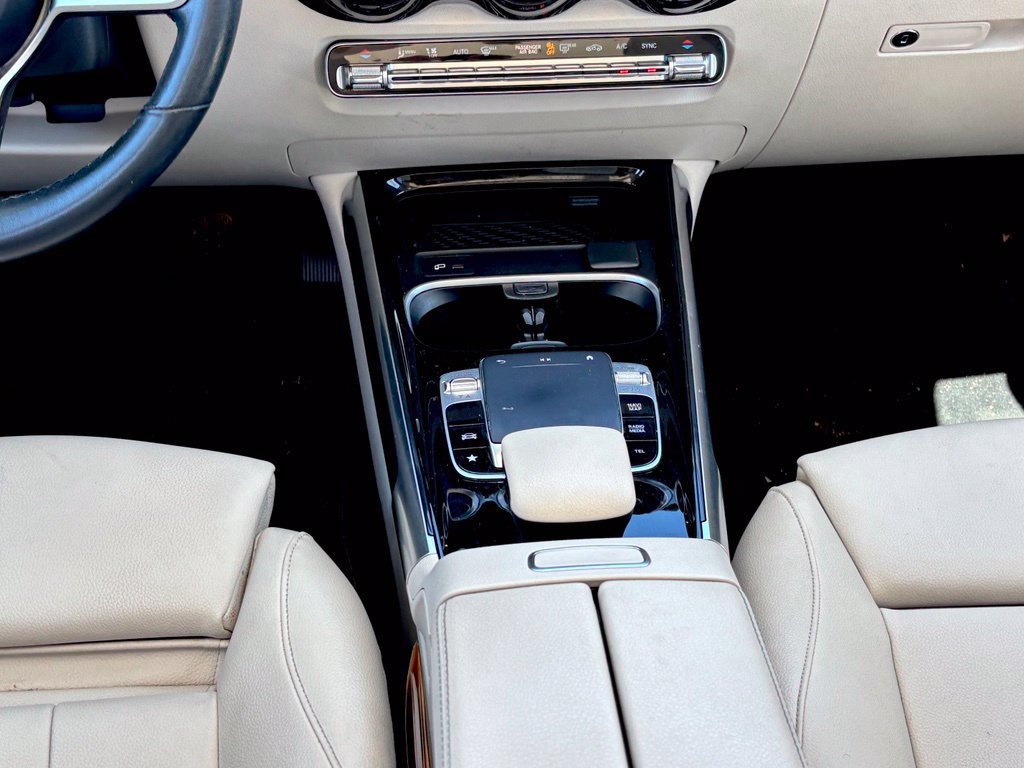 Used 2020 Mercedes-Benz GLB 250 image 21