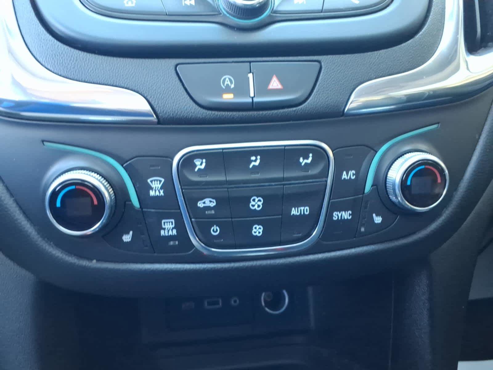 Used 2022 Chevrolet Equinox LT image 18