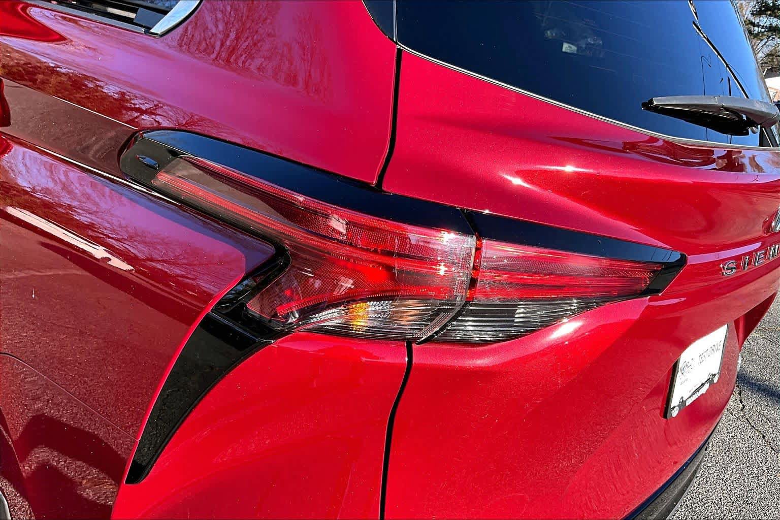 Certified 2021 Toyota Sienna Limited image 28