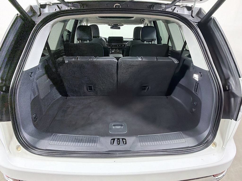 Used 2025 Lincoln Aviator Reserve AWD/4WD image 24