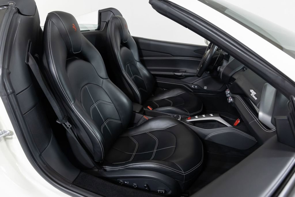 Used 2016 Ferrari 488 Spider RWD image 43
