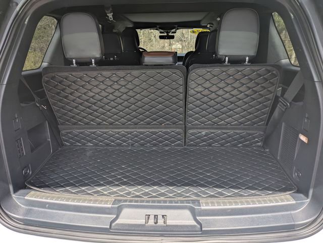 Used 2024 Lincoln Navigator Reserve image 7