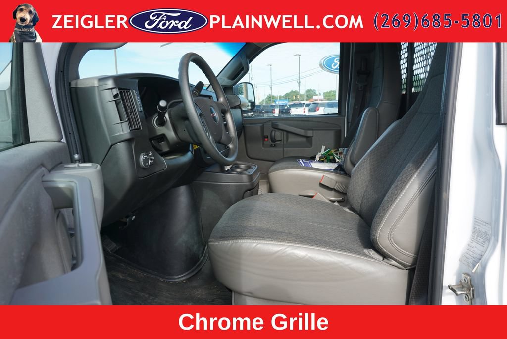 Used 2022 GMC Savana 2500 w/ Driver Convenience Package RWD image 11