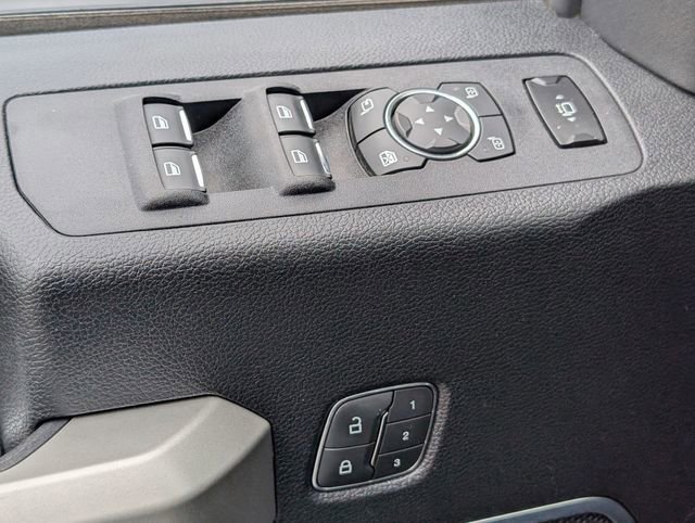 Used 2019 Ford F250 Lariat w/ Chrome Package AWD/4WD image 24