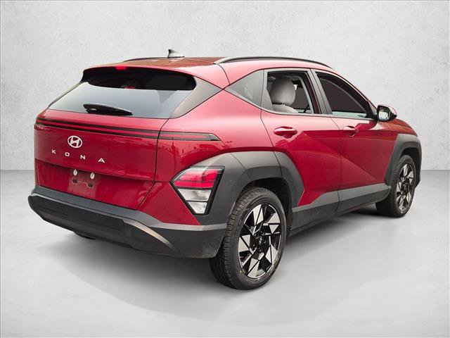 Used 2024 Hyundai Kona SEL FWD image 5