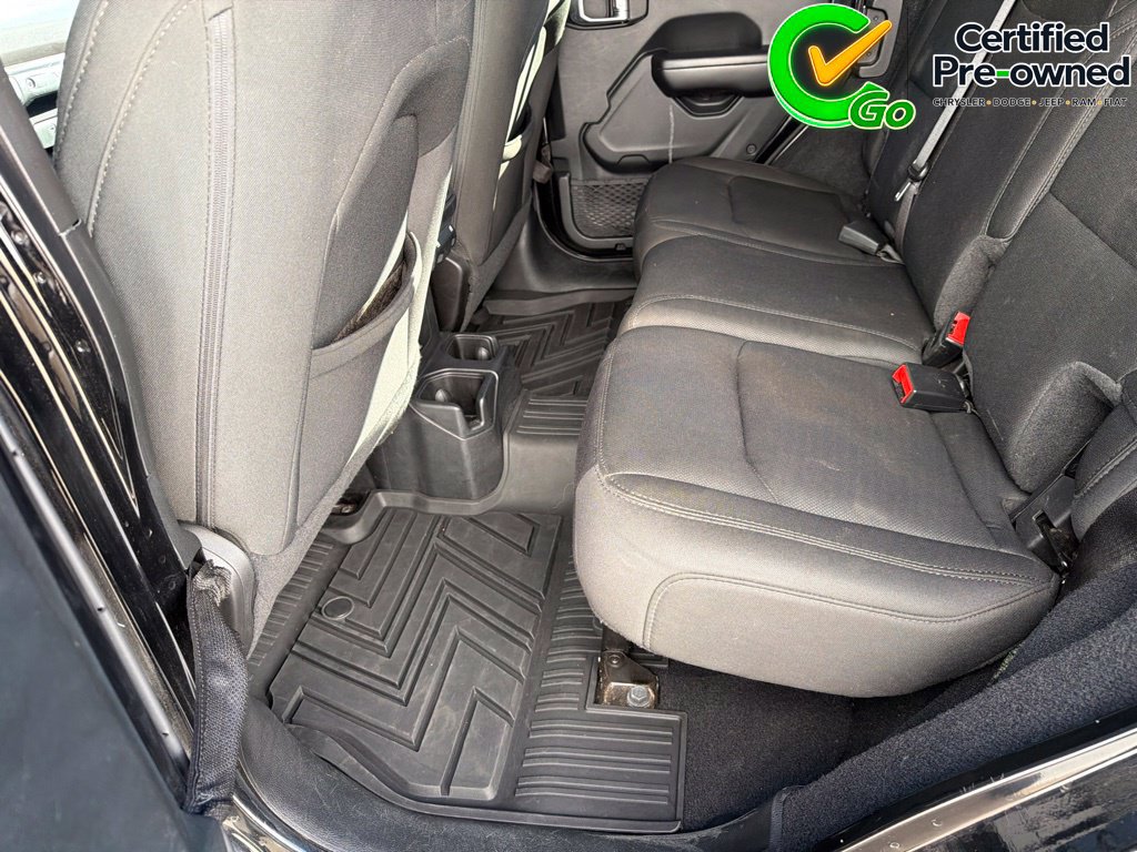 Certified 2019 Jeep Wrangler Unlimited Sport AWD/4WD image 40