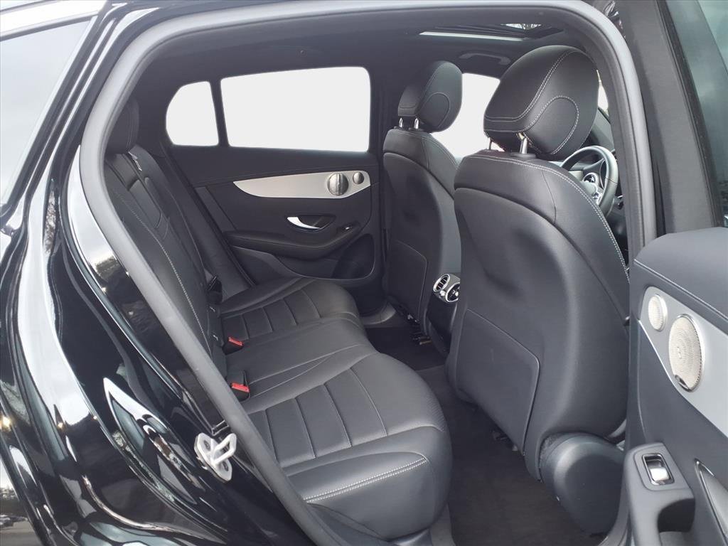 Used 2023 Mercedes-Benz GLC 300 4MATIC Coupe image 16